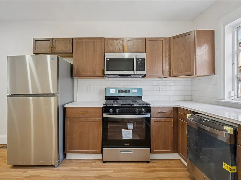 1623 S Lindenwood St — Photo 21