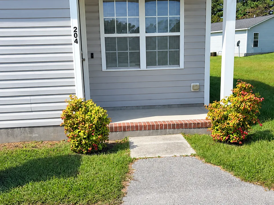 204 Angus Ln
