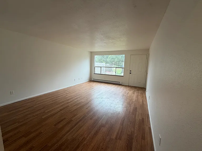 1110 NE Puget St #A — Photo 2