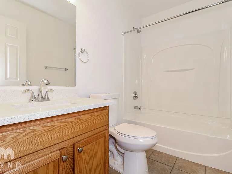 16812 W Marshall Ln — Photo 12
