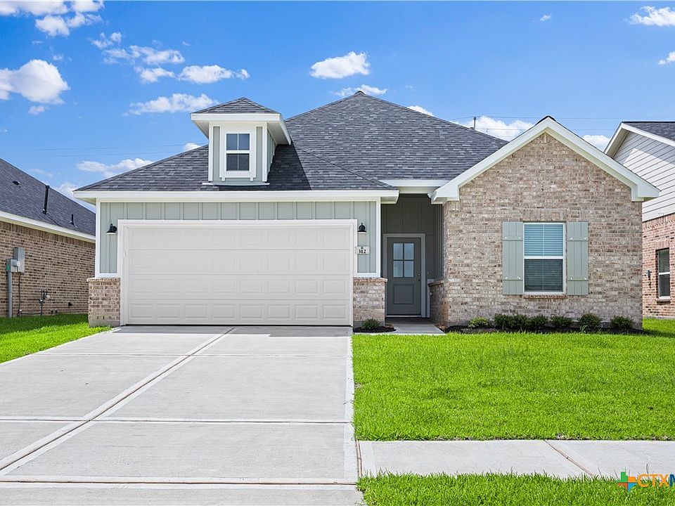 1st image of 312 Cardinal Dr