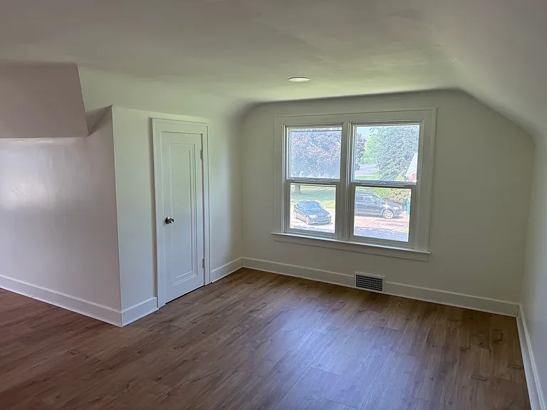 51100 North Ave — Photo 24