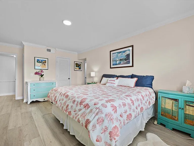 16913 Waterbend Dr #165 — Photo 17