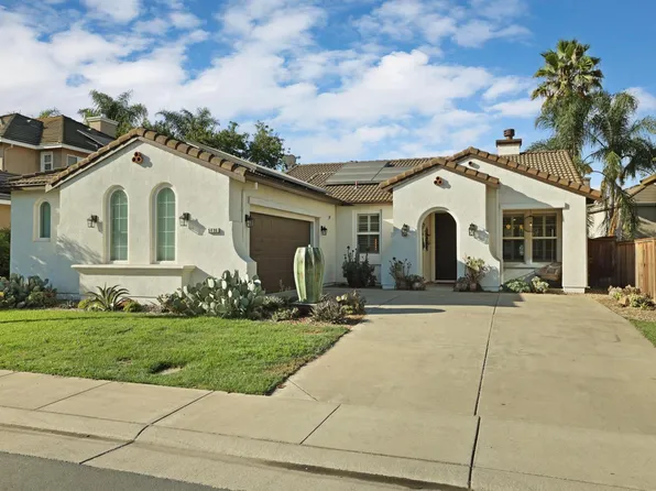5939 Riverbank Cir, Stockton, CA 95219