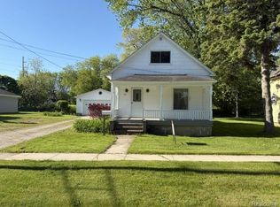 52 Carrington St, Harbor Beach, MI 48441
