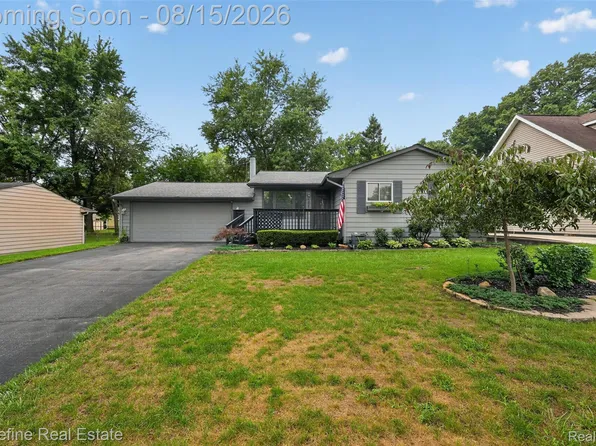 4306 Middledale Ave, West Bloomfield, MI 48323