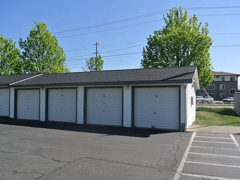 Spokane Valley, WA Farr Court Apartments exterior garage