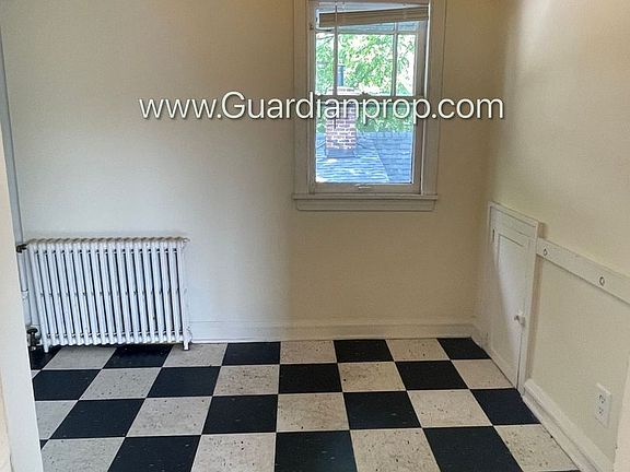3rd image of 3343 15th Ave S APT 3