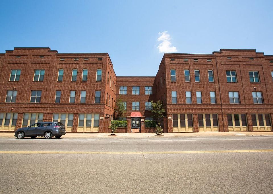 2nd image of 600 S Main St APT 102