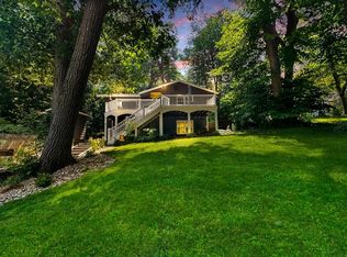 6710 Hopi Rd, Chanhassen, MN 55317