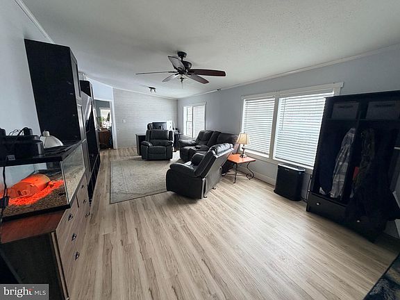 2nd image of 520 Wheeler School Rd