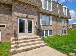 1100 E 6th St APT 8, Des Moines, IA 50316