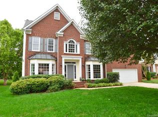 1102 Foxfield Rd, Waxhaw, NC 28173