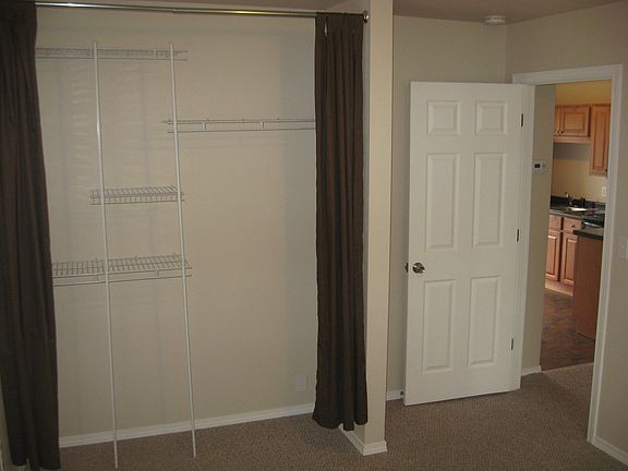 Bedroom of right side unit