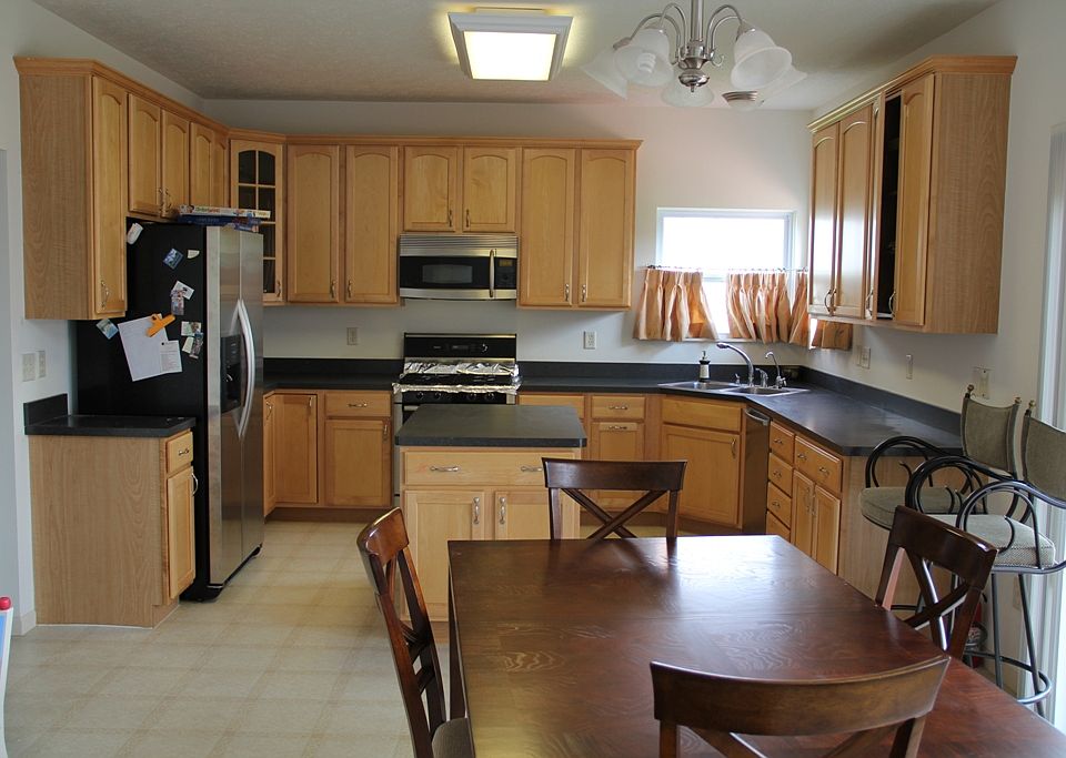 1st image of 4121 Landhigh Lakes Dr