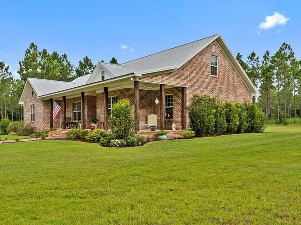 525 King St, Parrott, GA 39877