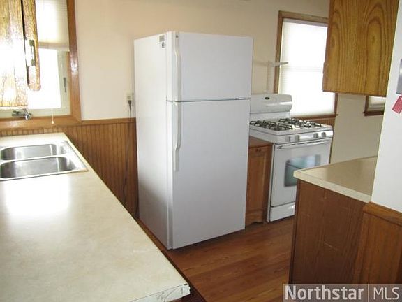 5th image of 2543 Nokomis Ave