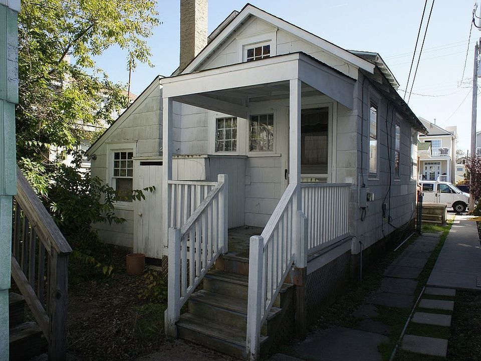 2nd image of 138 Asbury Ave