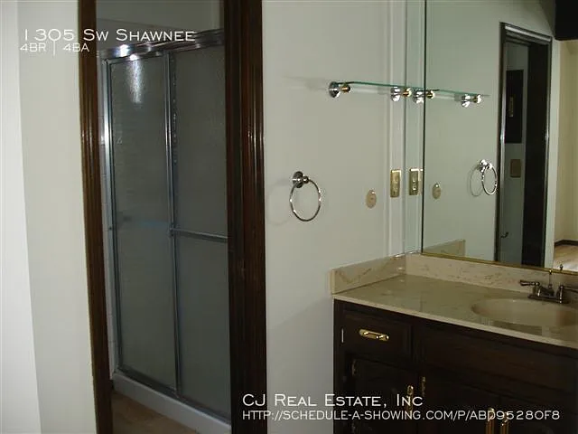 1305 SW Shawnee St — Photo 10