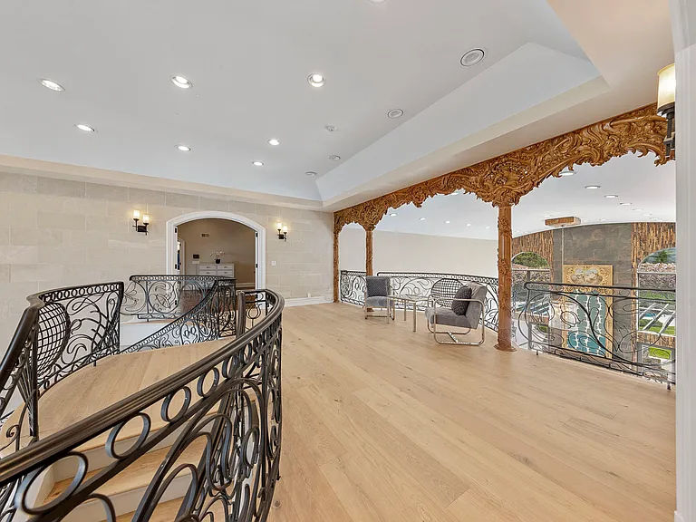 142 Hoover Dr — Photo 24