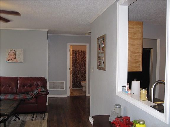 5th image of 1454 Evergreen Dr