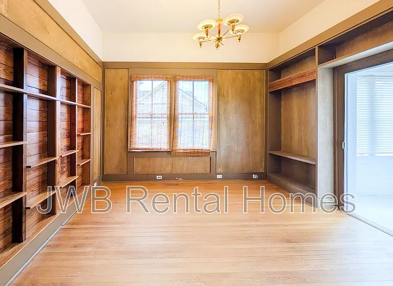 1619 Challen Ave — Photo 4