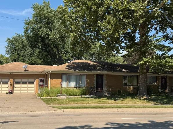 2110 W Central Park Ave #2110, Davenport, IA 52804