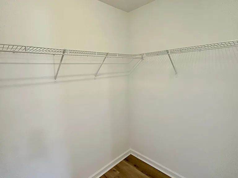 15313 Superior St — Photo 36