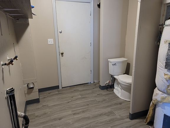 3rd image of 983 Bever Dr NE