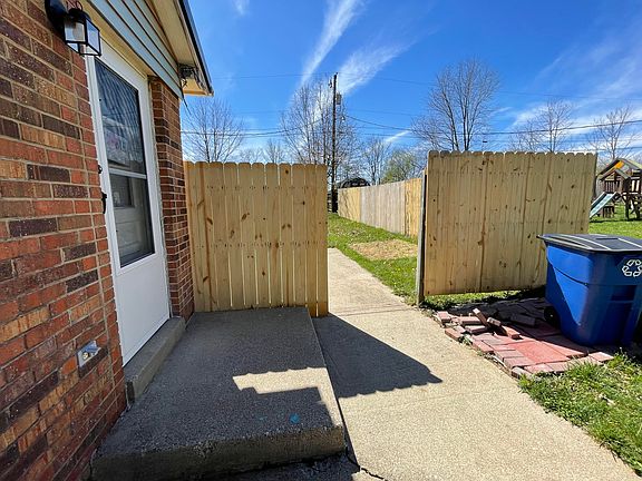 4th image of 194 Cedarbrook Dr