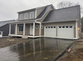 11 Rock Ridge Blvd, West Lebanon, NH 03784