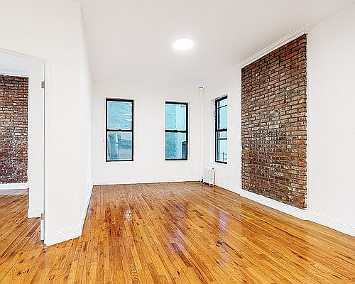 2nd image of 174 W 141st St #Ff