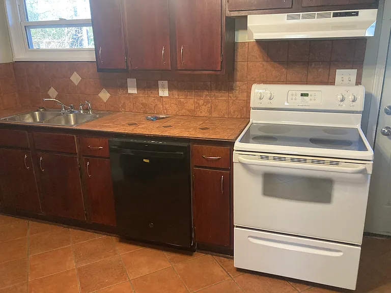 4732 Maryland Ave — Photo 16