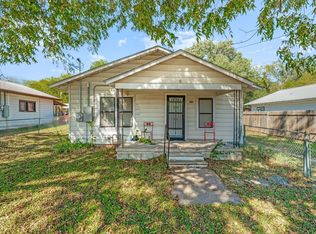 1115 E Pearl St, Stephenville, TX 76401