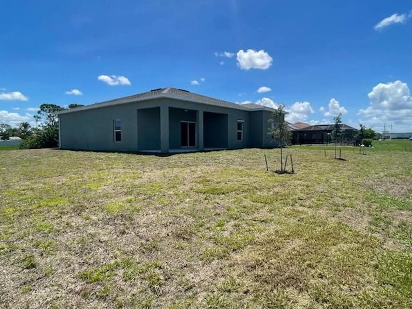 4/2 Single Family Home — Photo 3