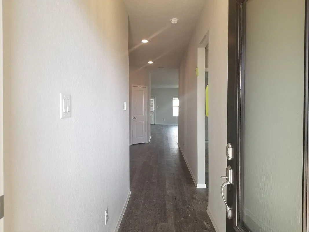 Building Photo - 8511 Cassia Cv