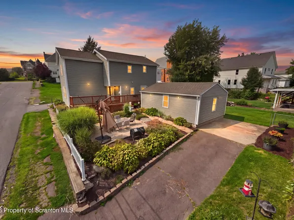 1012 Oxford St, Scranton, PA 18504