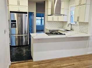 25-37 45th St #2, Astoria, NY 11103