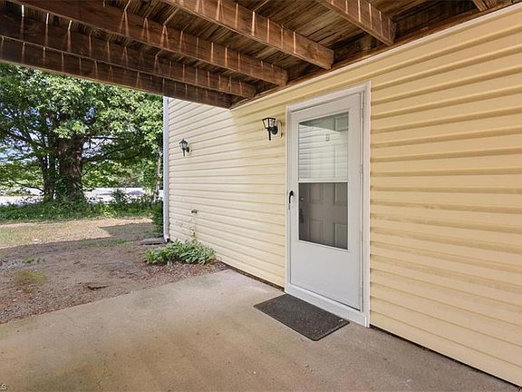 2nd image of 500 Mystic Dr APT B