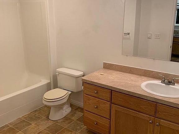 4th image of 2543 Prospect Dr APT 2