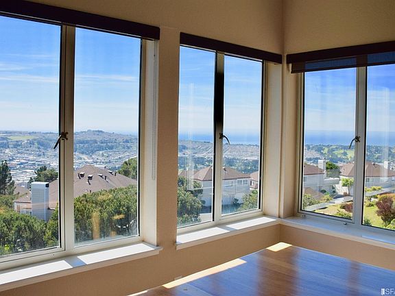 4th image of 551 Pointe Pacific APT 3