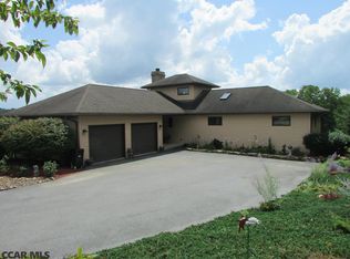 275 Winesap Dr, Port Matilda, PA 16870