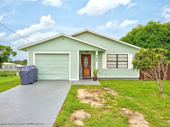 4th image of 727 Denise Ave