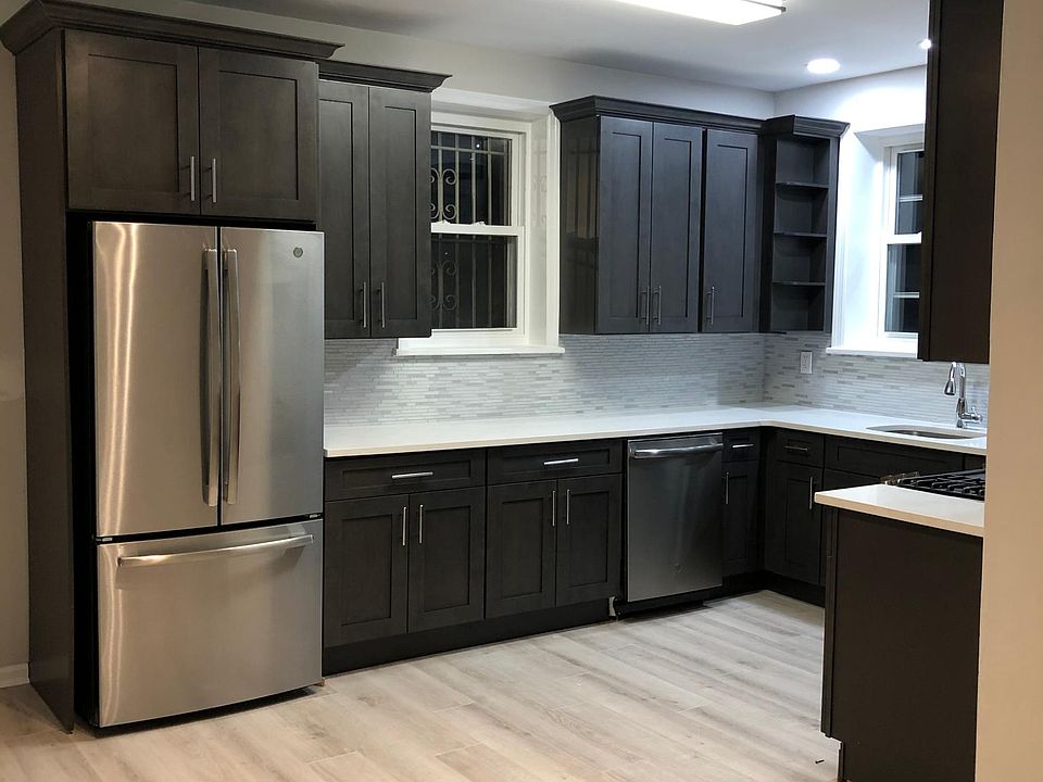 1st image of 704-706 N 6th St APT 1R