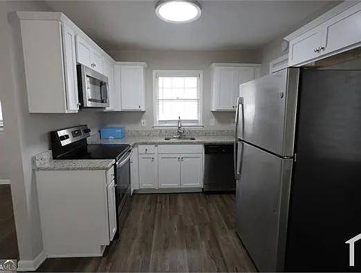 4 bed, 1545 sqft, $2,290 — Photo 3