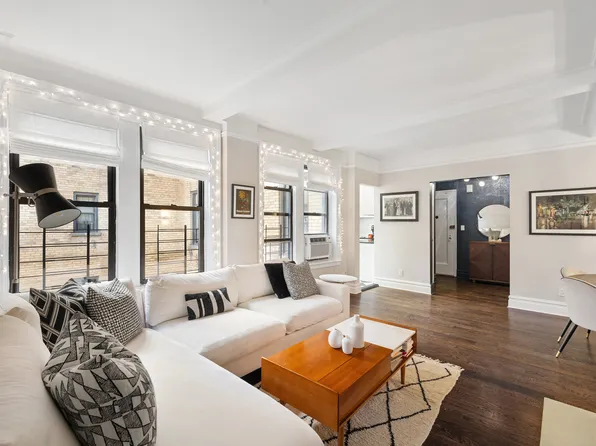 130 East 94th Street 5E image 1 of 10