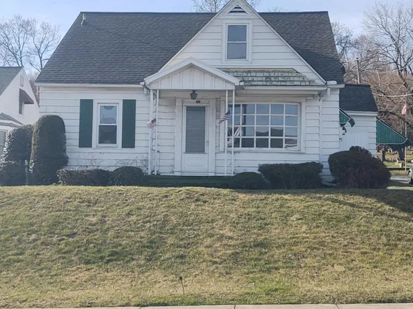 2038 Walnut St, Ashland, PA 17921