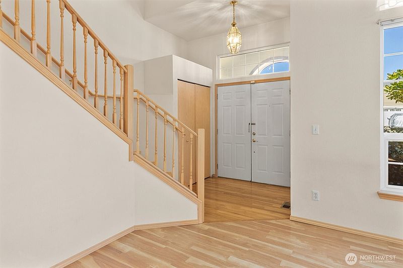 4th image of 20532 121st Way SE