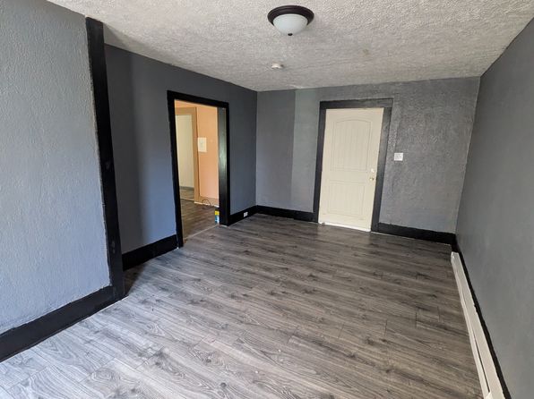 418 Harbor St APT 6