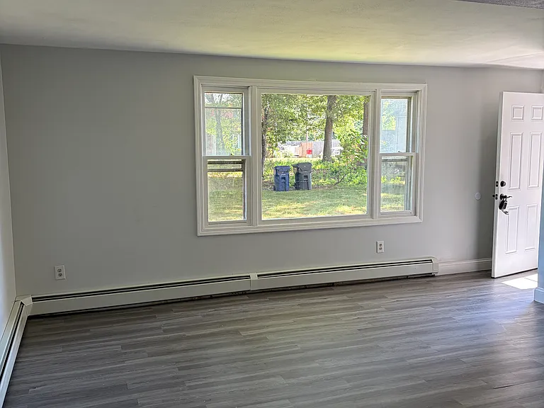63 Elmore St #67 — Photo 6